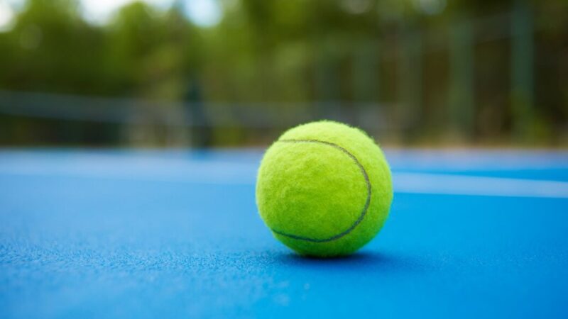 Alles over padelballen: materialen, snelheid en levensduur